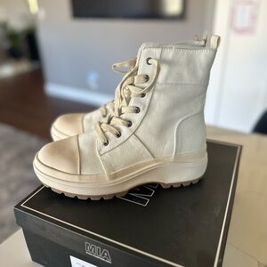 MIA Women's Cream Lace-Up Boots